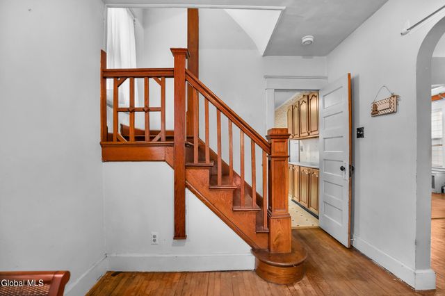1322 Alden Place, Schenectady, NY 12308