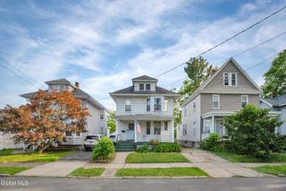 1322 Alden Place, Schenectady, NY 12308
