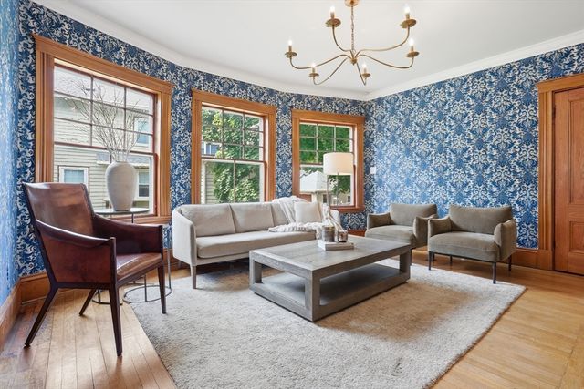 31 North Ave, Melrose, MA 02176