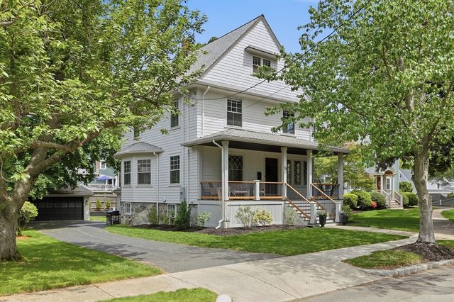 31 North Ave, Melrose, MA 02176