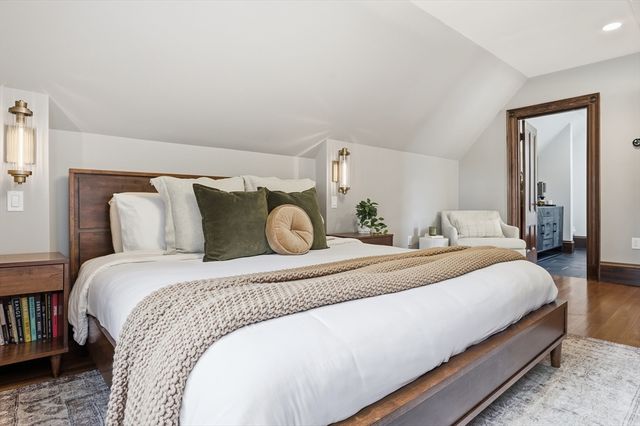 31 North Ave, Melrose, MA 02176