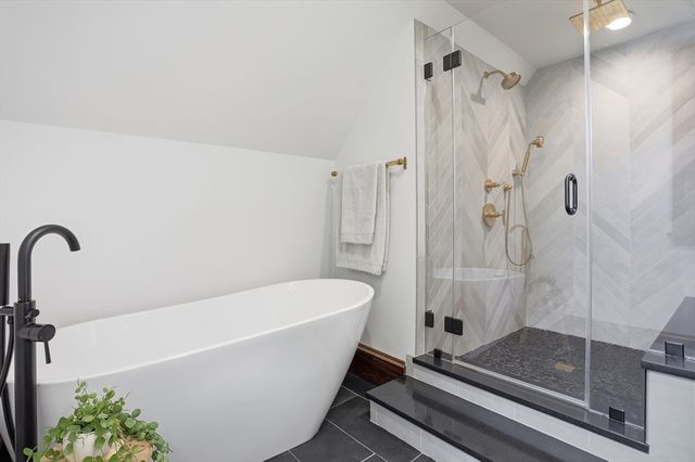 31 North Ave, Melrose, MA 02176