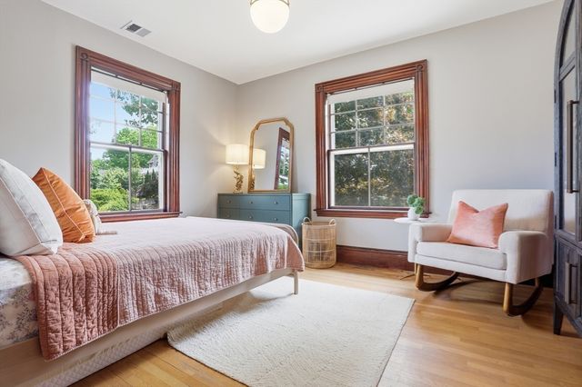31 North Ave, Melrose, MA 02176