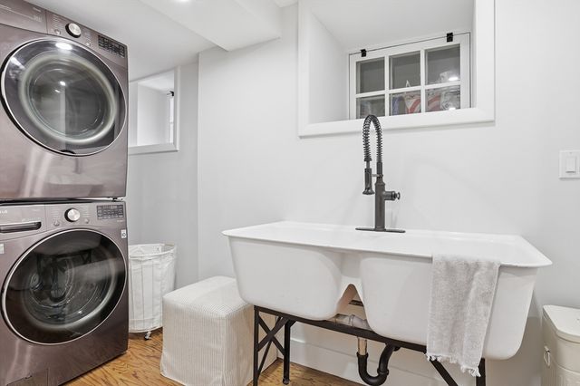 31 North Ave, Melrose, MA 02176