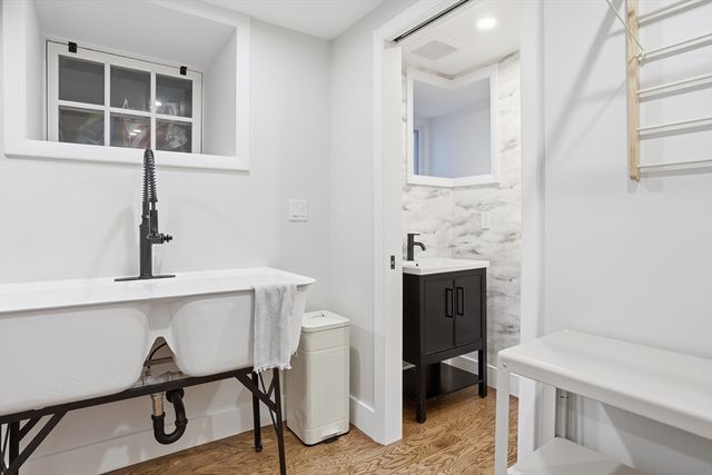 31 North Ave, Melrose, MA 02176