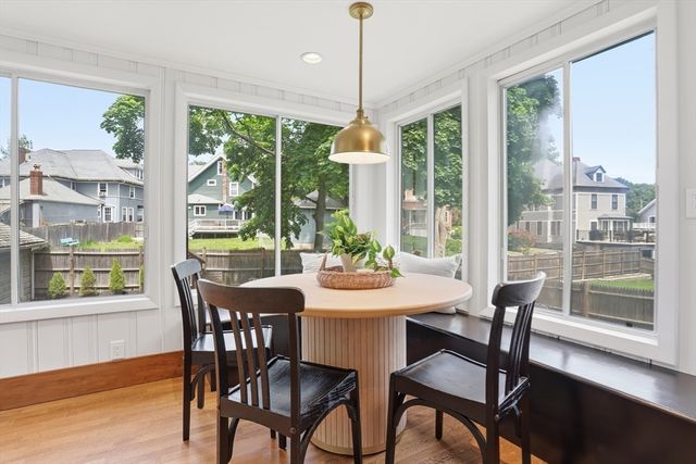 31 North Ave, Melrose, MA 02176
