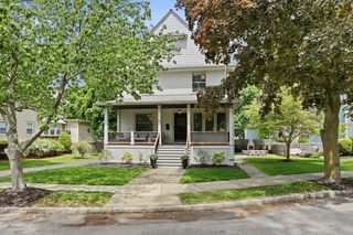 31 North Ave, Melrose, MA 02176