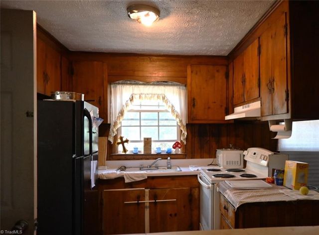 23961 Crumptown Road, Wagram, NC 28396