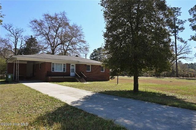 23961 Crumptown Road, Wagram, NC 28396