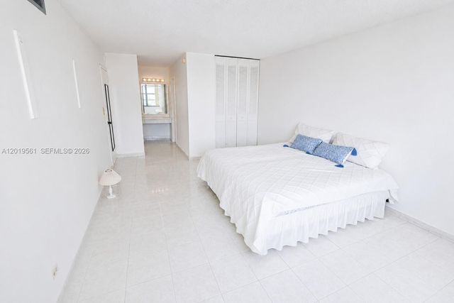 230 174th St 1916, Sunny Isles Beach, FL 33160