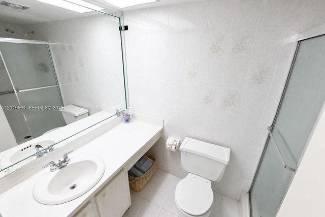230 174th St 1916, Sunny Isles Beach, FL 33160
