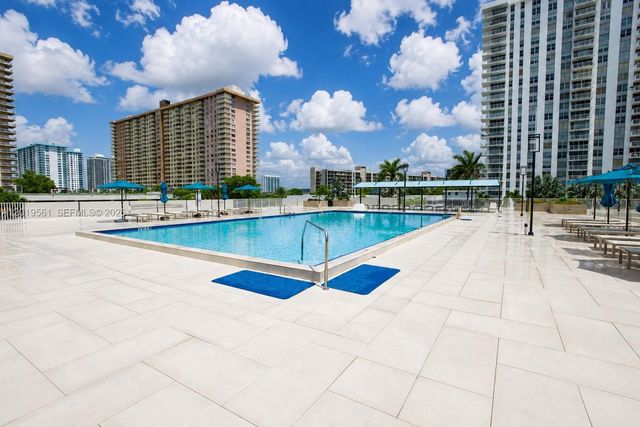 230 174th St 1916, Sunny Isles Beach, FL 33160