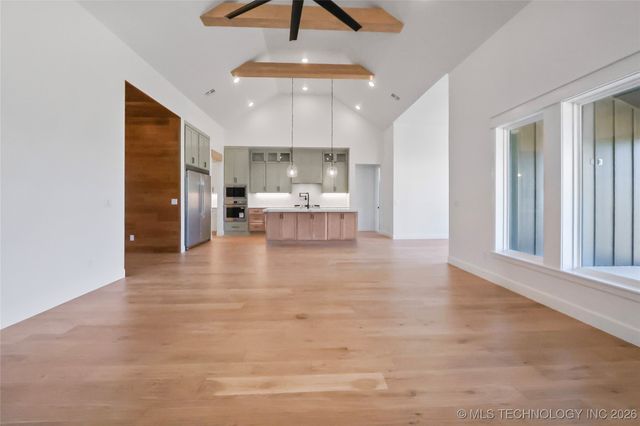 11210 S 215th East Avenue, Broken Arrow, OK 74014