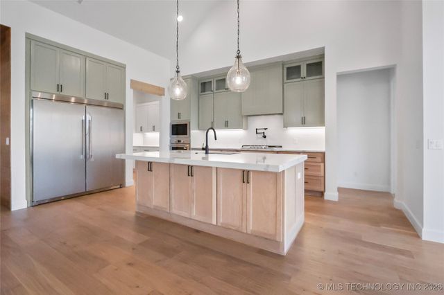 11210 S 215th East Avenue, Broken Arrow, OK 74014