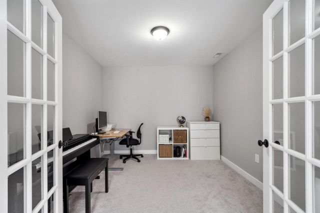 5 Baldwin Ct 5, Harvard, MA 01451