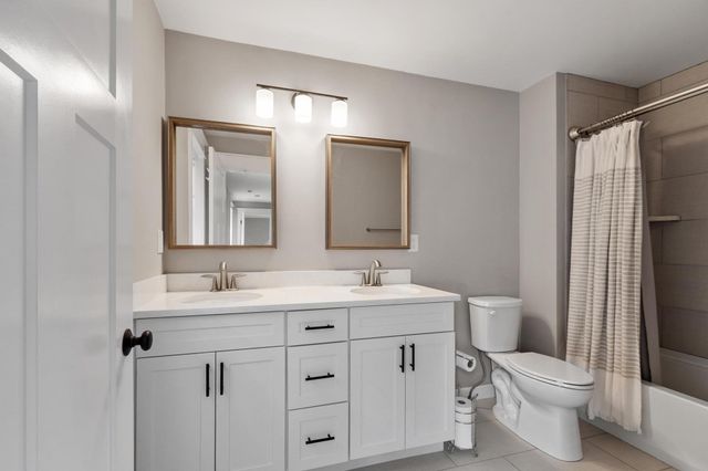 5 Baldwin Ct 5, Harvard, MA 01451