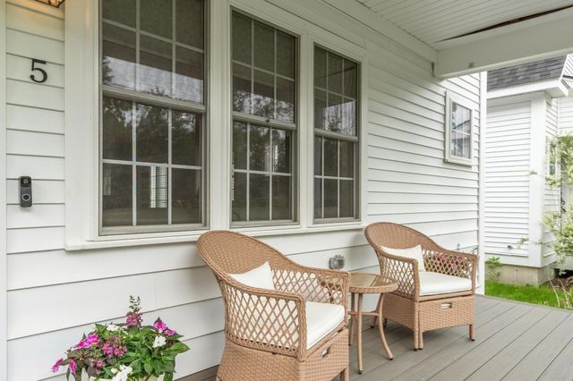 5 Baldwin Ct 5, Harvard, MA 01451