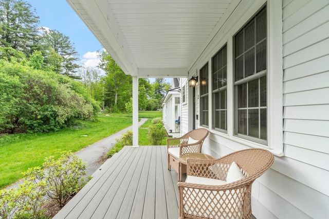 5 Baldwin Ct 5, Harvard, MA 01451