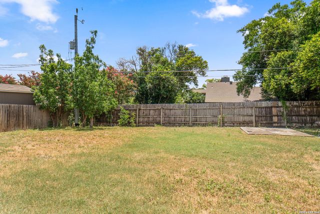 710 BOOTH DR, San Antonio, TX 78216