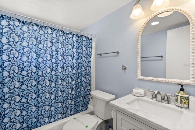 2425 FLAMINGO BOULEVARD K28, Bradenton, FL 34207