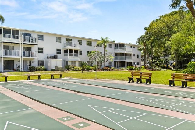2425 FLAMINGO BOULEVARD K28, Bradenton, FL 34207