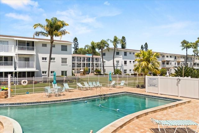2425 FLAMINGO BOULEVARD K28, Bradenton, FL 34207