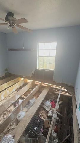 29 17th Avenue N, Texas City, TX 77590