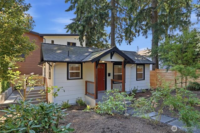 5444 40th Avenue SW, Seattle, WA 98136