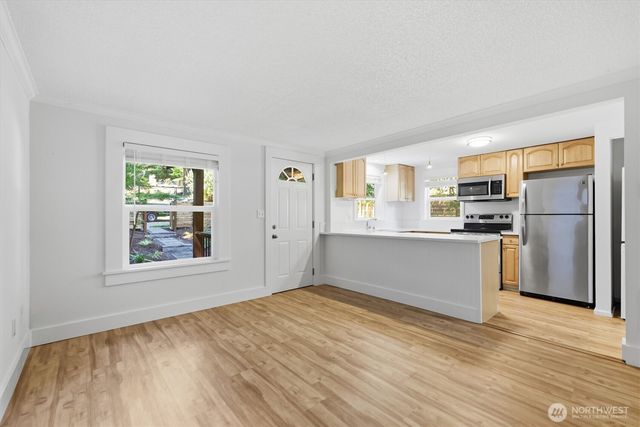 5444 40th Avenue SW, Seattle, WA 98136