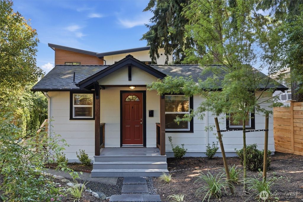 5444 40th Avenue SW, Seattle, WA 98136