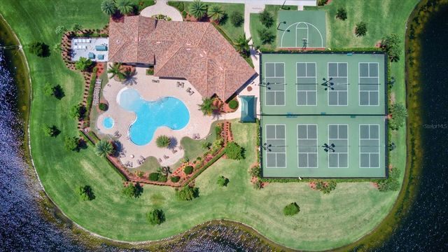 131 BABBLING BROOK RUN, Bradenton, FL 34212