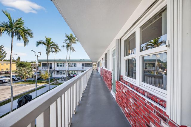 1354 N 12th Court 7B, Hollywood, FL 33019