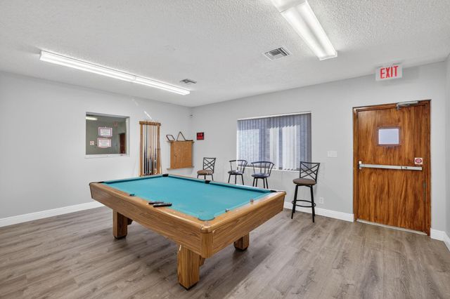 1354 N 12th Court 7B, Hollywood, FL 33019