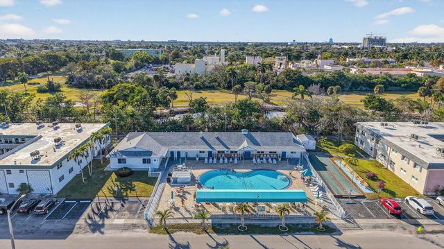 1354 N 12th Court 7B, Hollywood, FL 33019