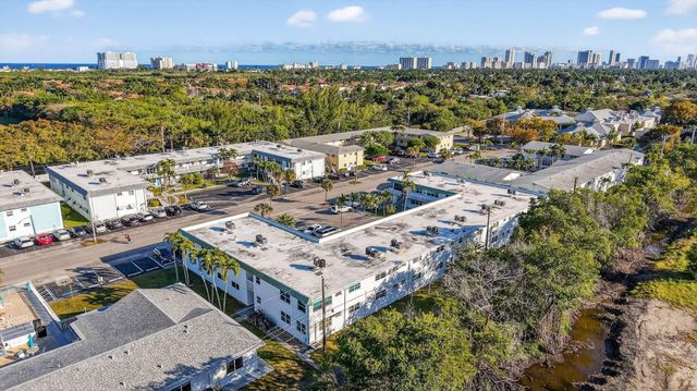 1354 N 12th Court 7B, Hollywood, FL 33019