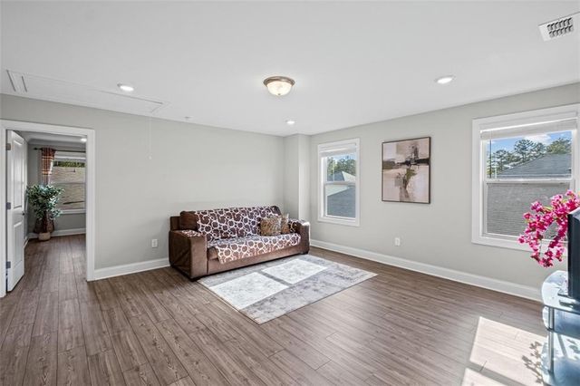701 Stately Drive, Woodstock, GA 30188
