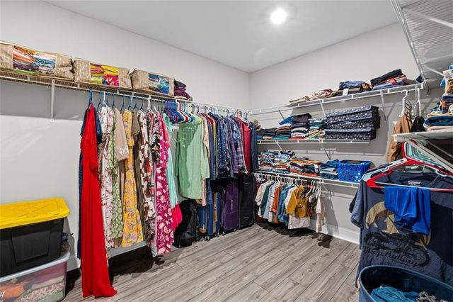 701 Stately Drive, Woodstock, GA 30188