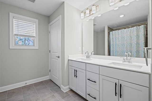 701 Stately Drive, Woodstock, GA 30188