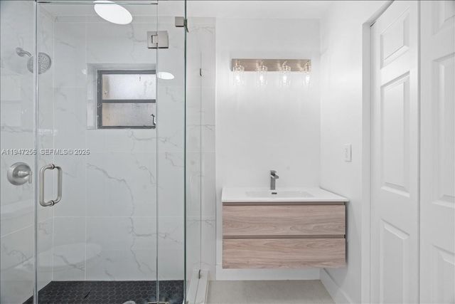 10351 SW 164th St, Miami, FL 33157