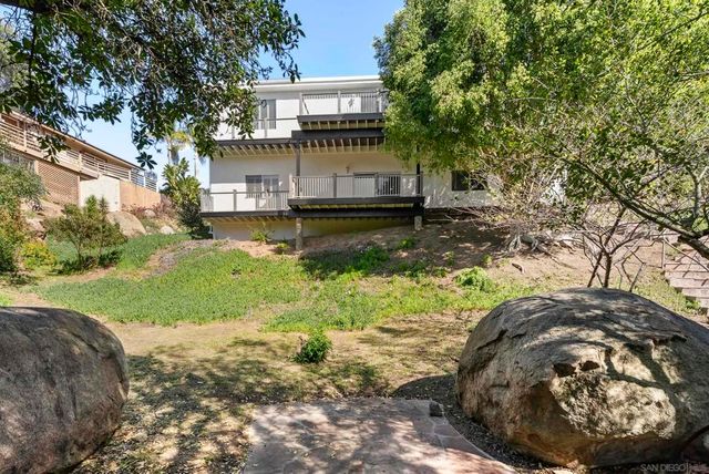 28328 Kettering Ln, Escondido, CA 92026