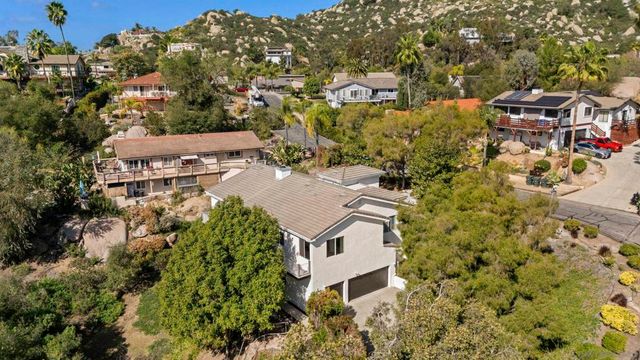 28328 Kettering Ln, Escondido, CA 92026