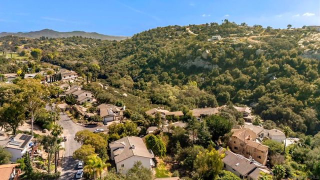 28328 Kettering Ln, Escondido, CA 92026