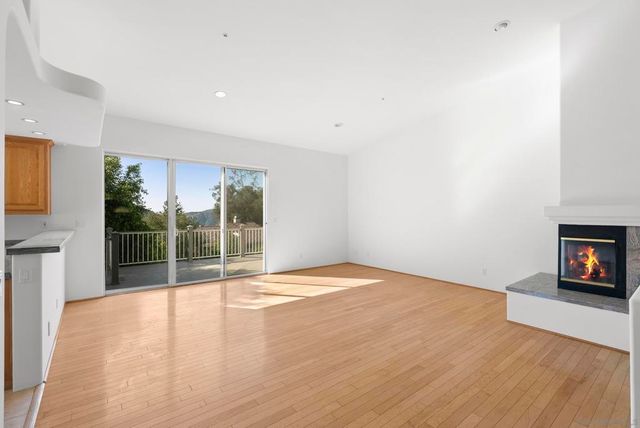 28328 Kettering Ln, Escondido, CA 92026