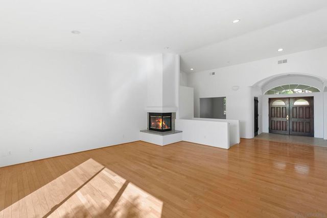 28328 Kettering Ln, Escondido, CA 92026