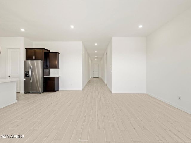 17776 W ODEUM Lane, Goodyear, AZ 85338