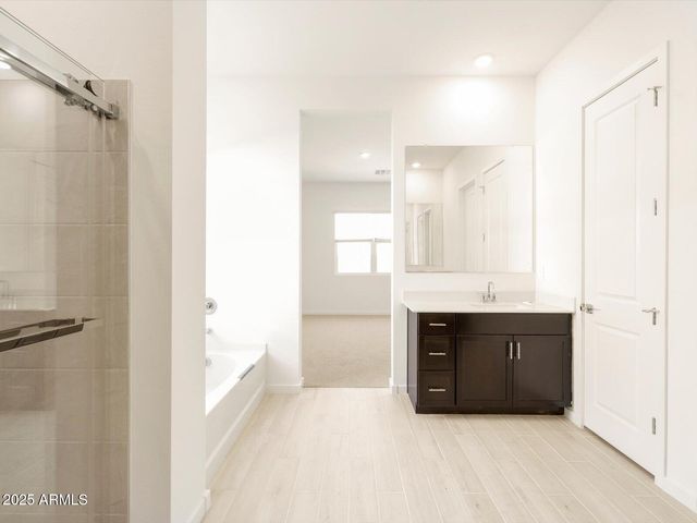 17776 W ODEUM Lane, Goodyear, AZ 85338