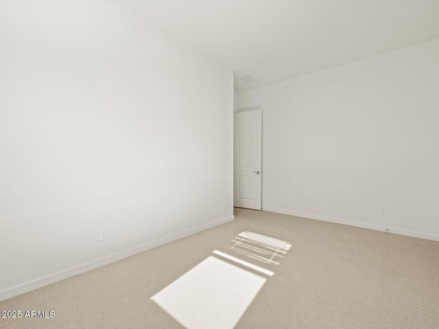 17776 W ODEUM Lane, Goodyear, AZ 85338