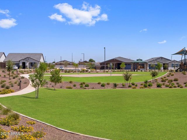 17776 W ODEUM Lane, Goodyear, AZ 85338