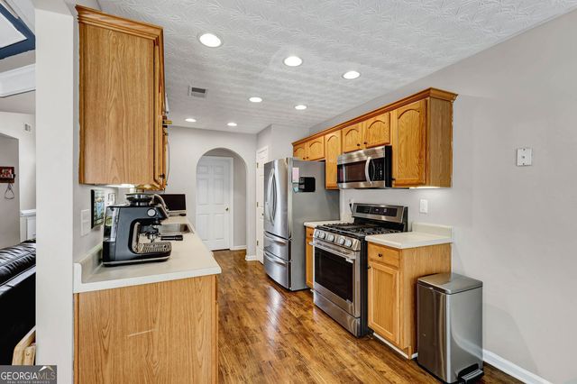 167 Towler Shoals Drive, Loganville, GA 30052