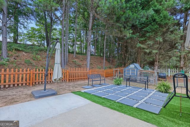 167 Towler Shoals Drive, Loganville, GA 30052